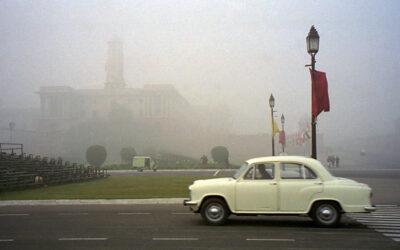 Dense Fog Blinds Delhi : 200 Flights Delayed and Trains Hit